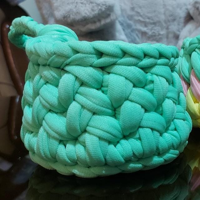 سبدتریکو آویز گل