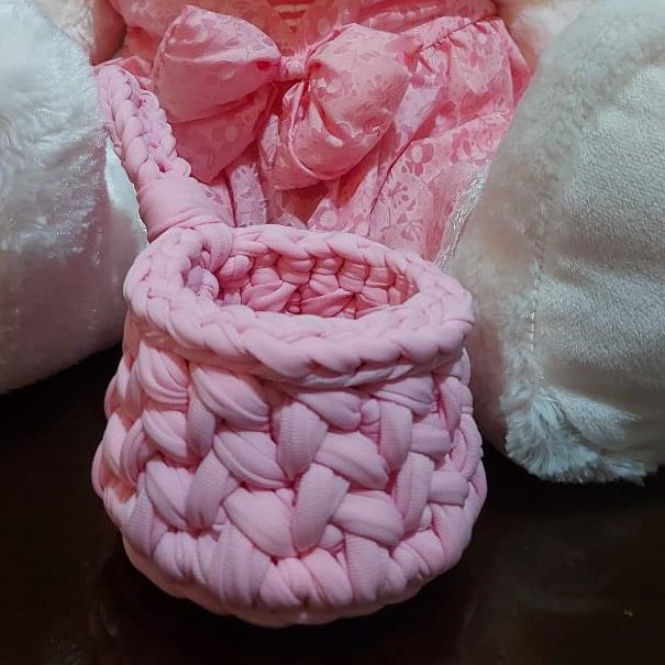 سبدتریکو آویز گل