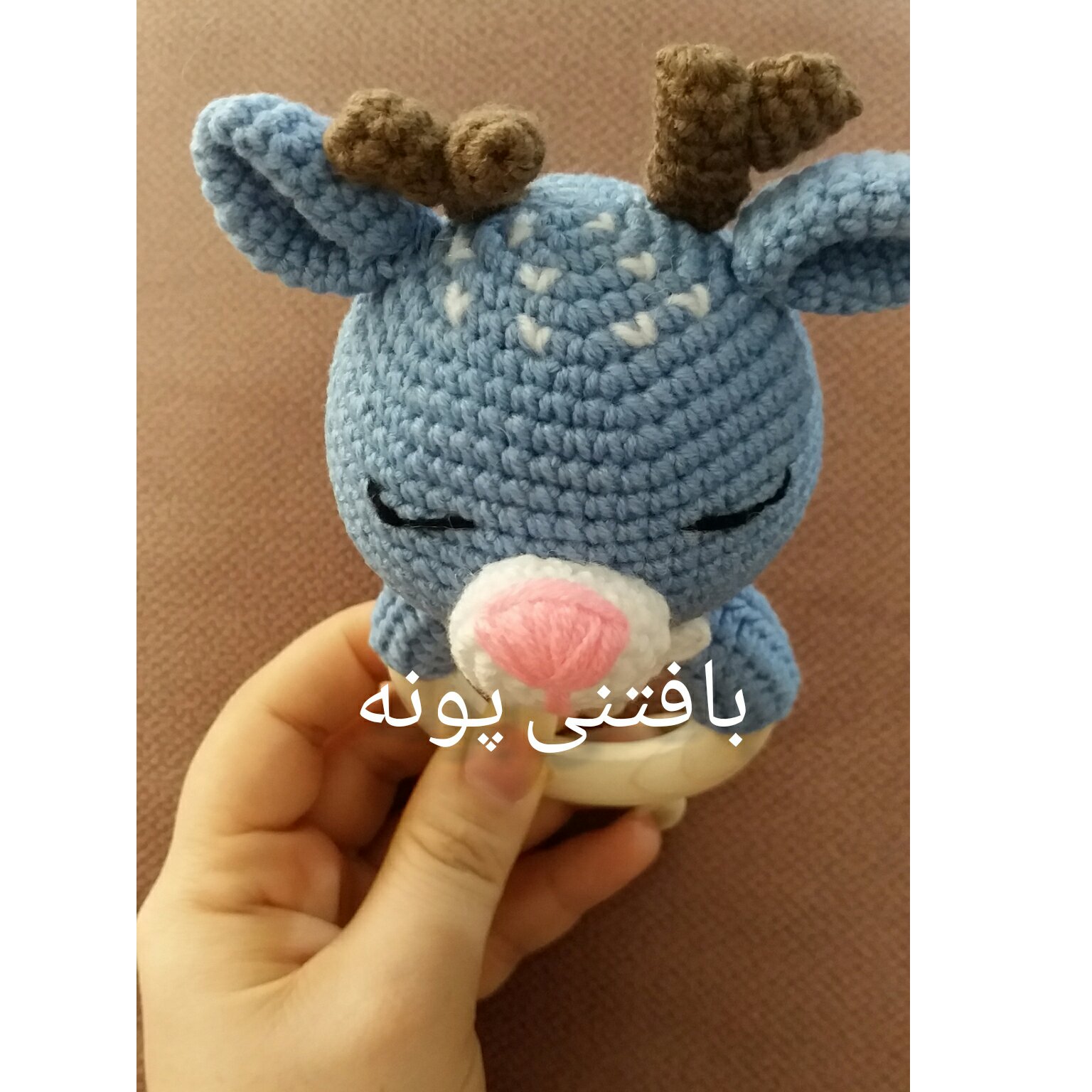 جغجغه حلقه ای گوزن درغرفه ی  بافتنی پونه....بافته شده باکاموا ترک اگه باایرانی بخاید85تومن.دررنگ دلخواهت سفارش بده