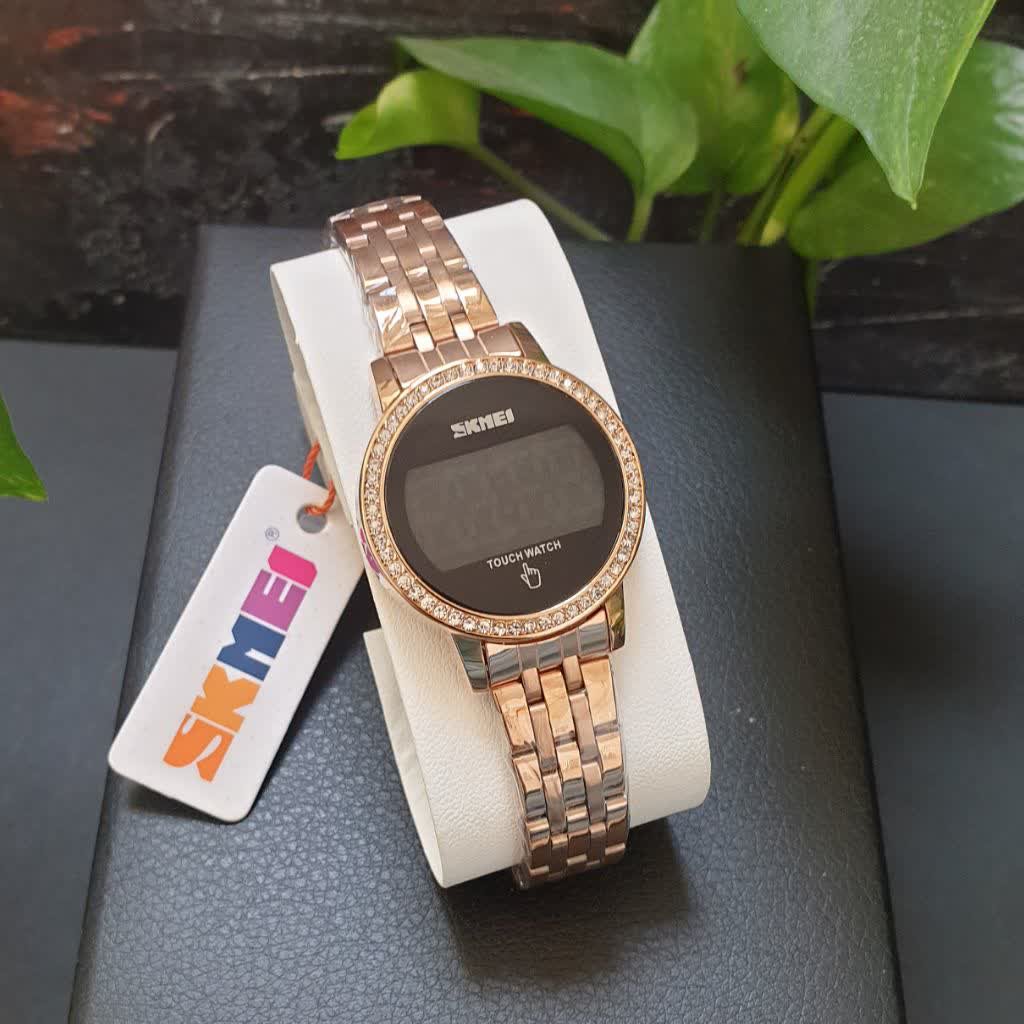 ساعت مچی زنانه اسکمی اورجینال صفحه مشکی skemi
