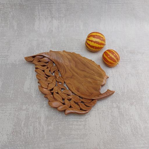 دیس پذیرایی طرح برگ قابل سفارش با چوب زیبای گردو🤩😍 مناسب برای سرو شکلات و شیرینی