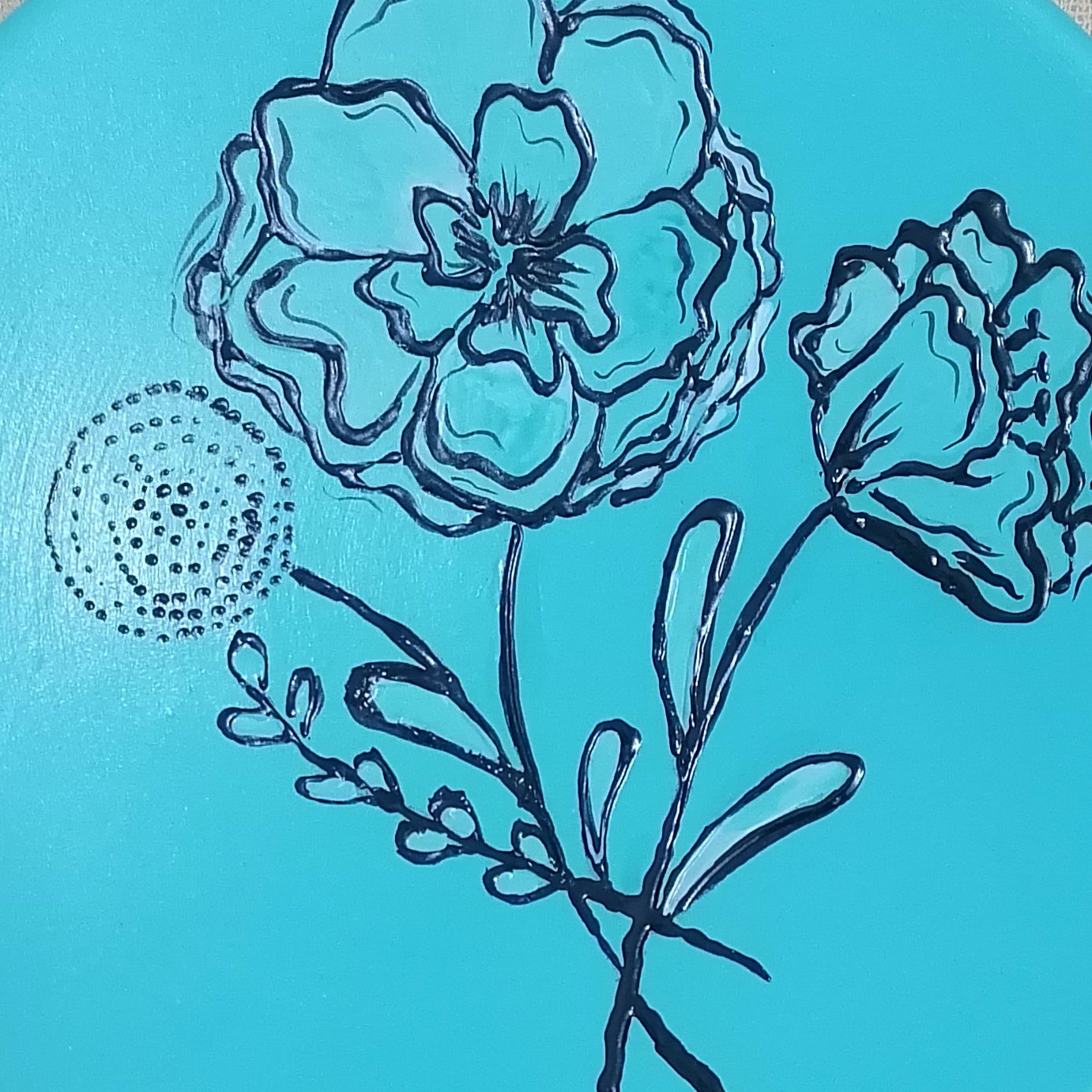 دیوارکوب گل برجسته بزرگ