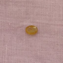 سنگ یاقوت زرد اصلی کوچک و زیبا