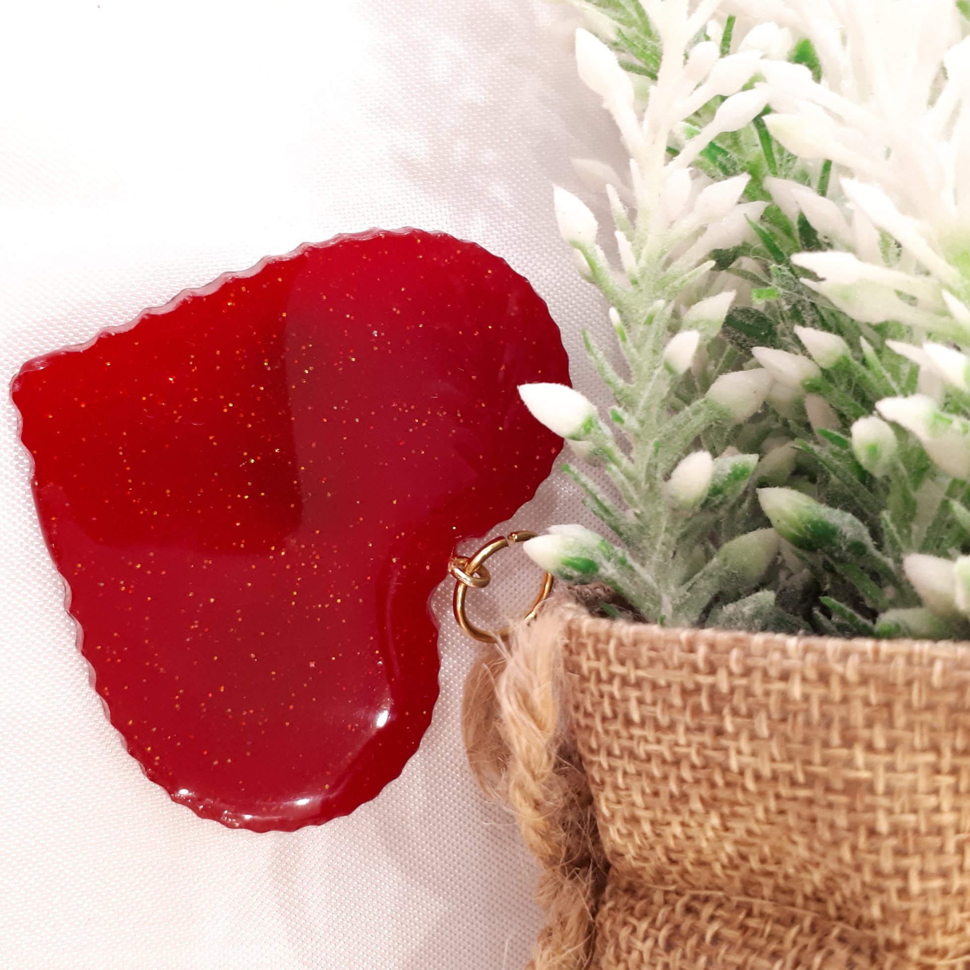 گیفت عروسی و یادگاری به شکل قلب دستساز خانگی