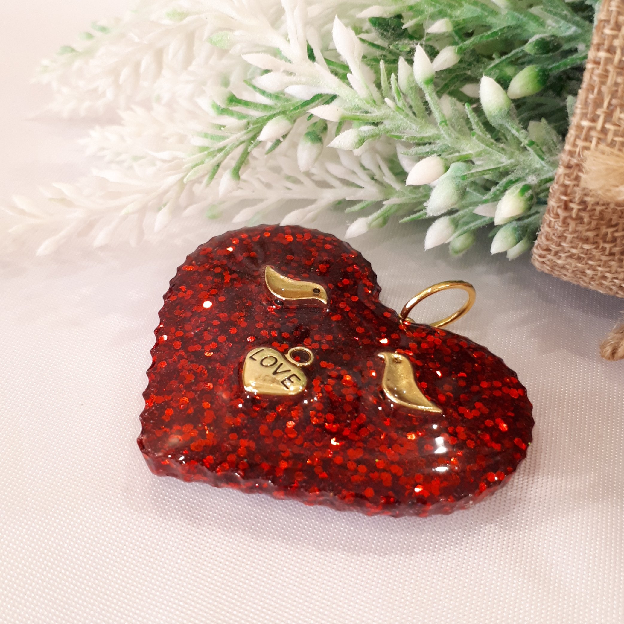 گیف عقد وعروسی ویادبود رزینی دستساز خانگی 