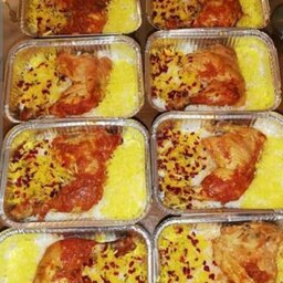 غذای خانگی زرشک پلو با مرغ و برنج خارجی 
