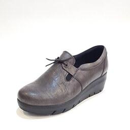 کفش زنانه  اسپرت راحتی پاشنه توپر چرم صنعتی طوسی کد504