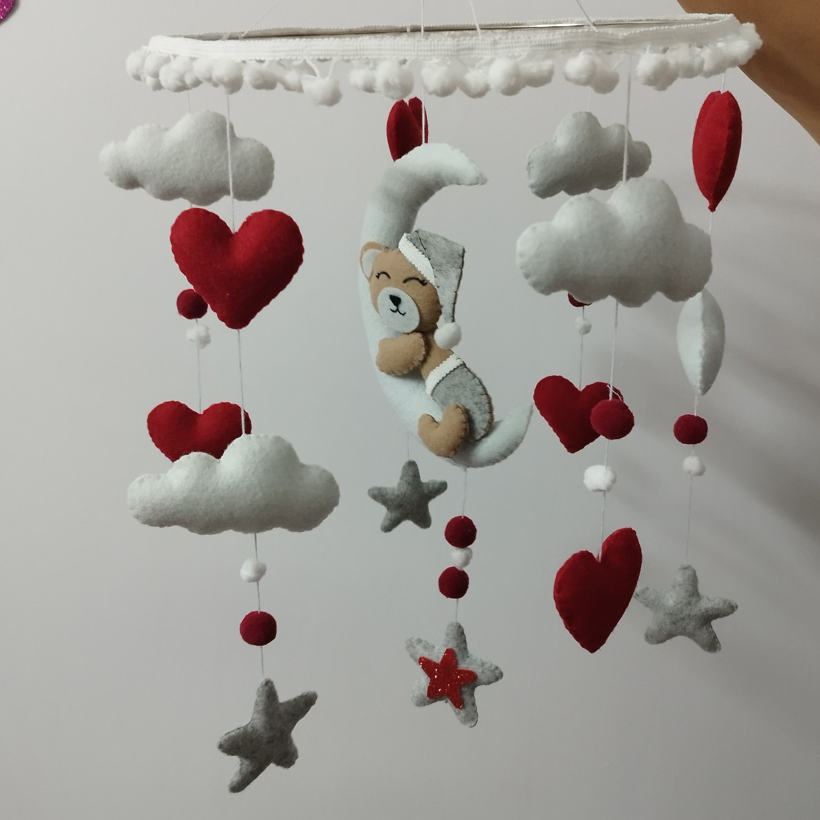 آویز نمدی تخت یا سقف اتاق کودک دست دوز مدل خرس خوابالو