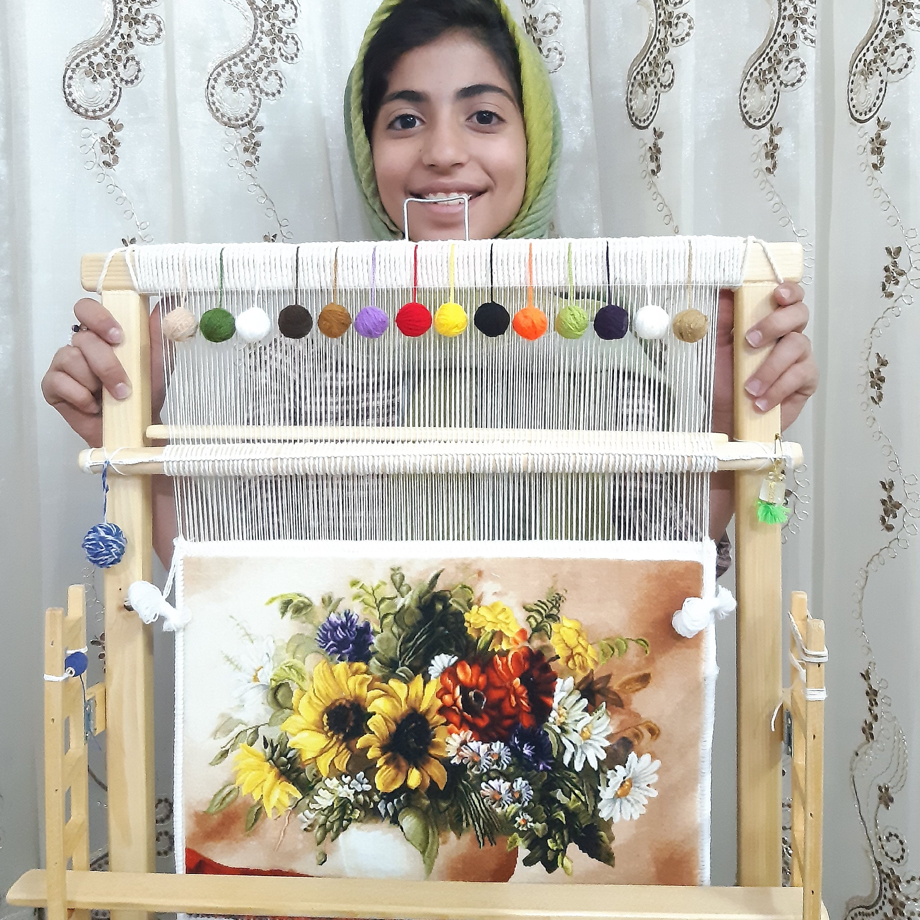  دار قالی سنتی با طرح دلخواه