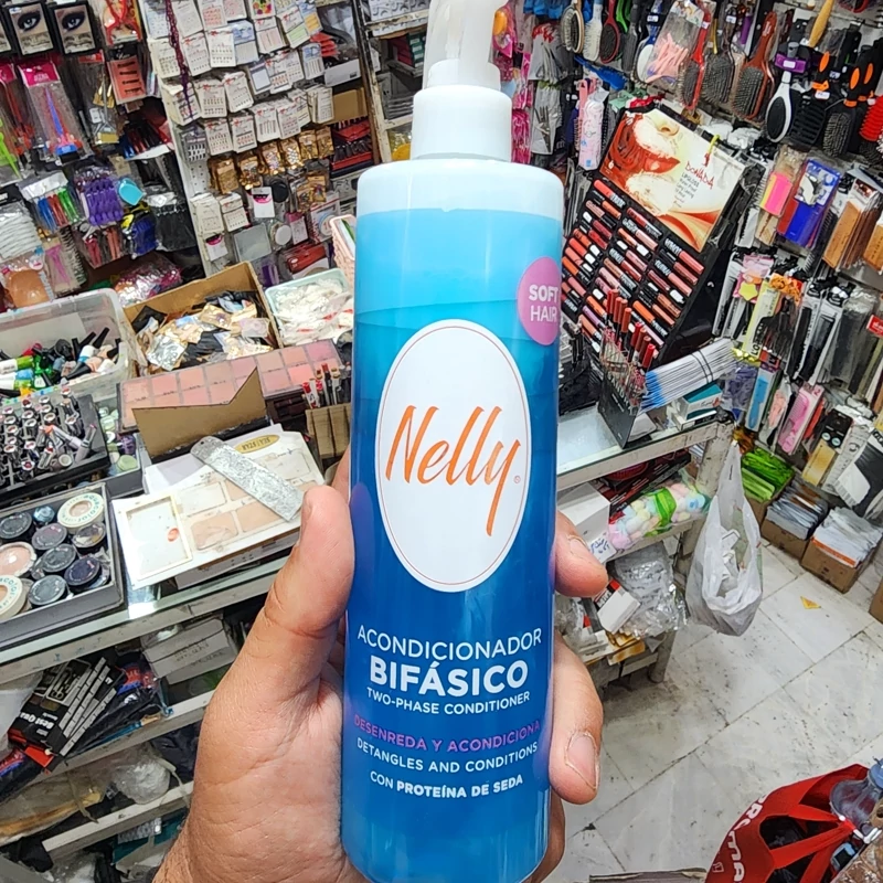 اسپری دو فاز آبرسان و نرم کننده نلی Nelly آبی حجم 400 میلی لیتر