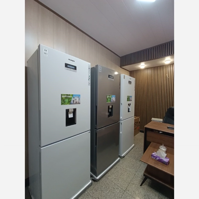 یخچال فریزر 26 فوت ( کمبی ) عرض 70 سان لایت موتور Donper  با 24 ماه گارانتی ( نماینده سام ، آوکس ، سان لایت ) سفید چرمی 