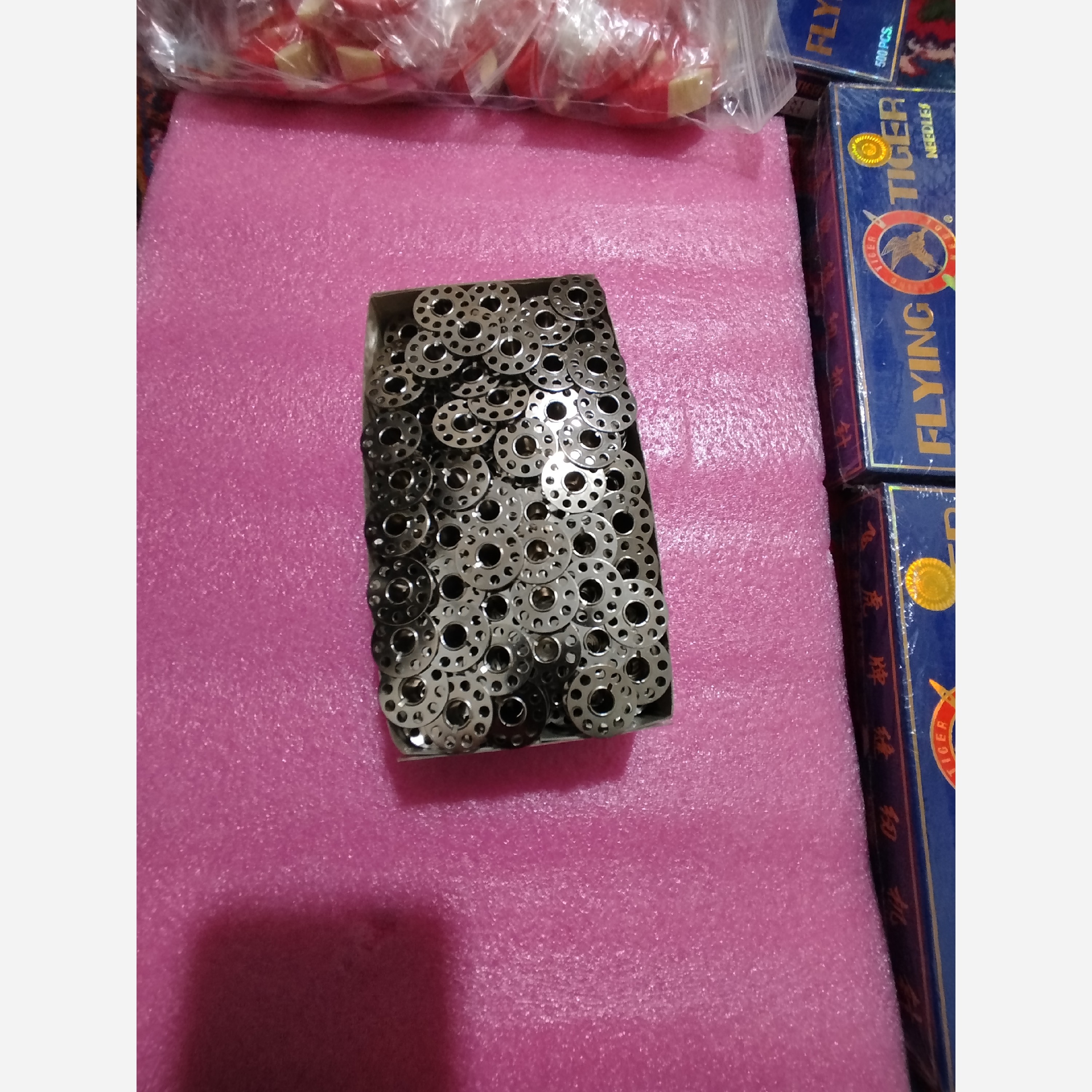 ماسوره چرخ خیاطی خانگی 