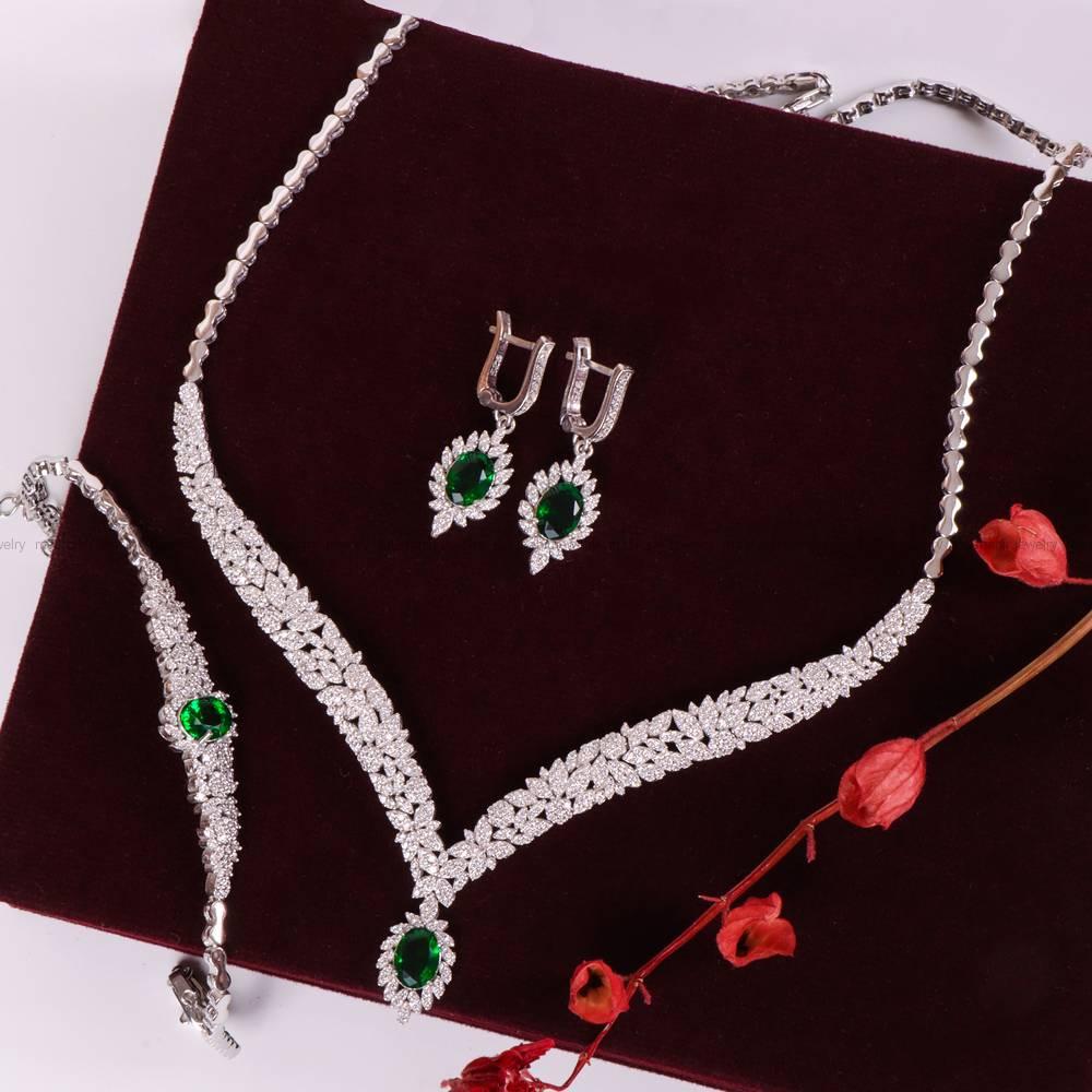 سرویس طرح زمرد زنانه کد 4934