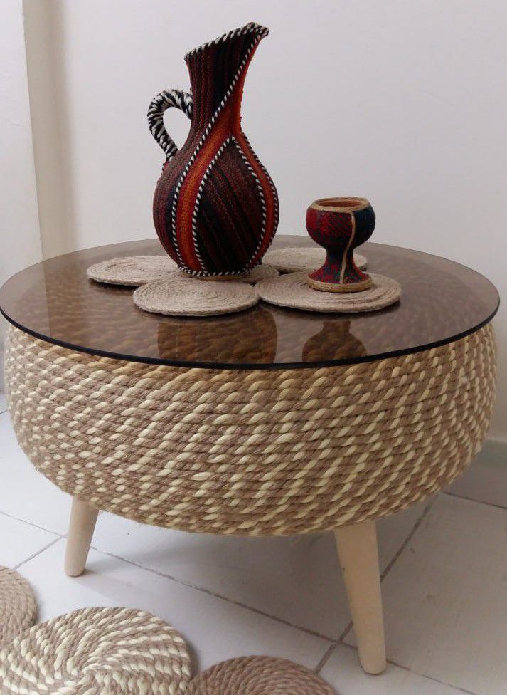 پاف و میز پایه دار (پس کرایه)