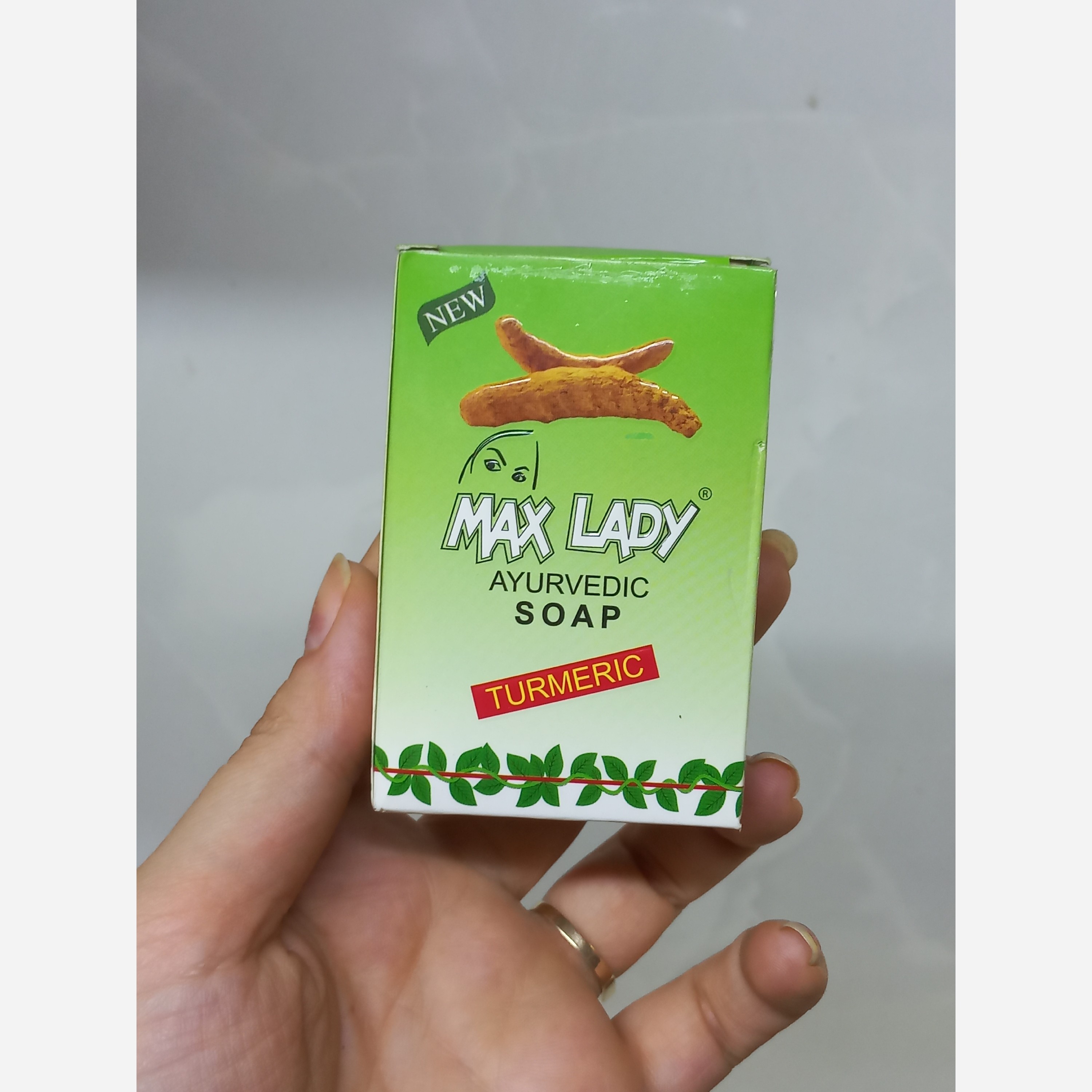 صابون زردچوبه مکس لیدی اصلی