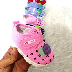 کفش بچگانه سوتی نوزاد شیک راحت سبک بادوام مناسب سیسمونی دخترانه پسرانه سایز  16 تا 19 پرفروش