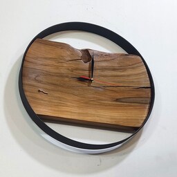 ساعت دیواری روستیک از چوب  بادام و حلقه فلزی قطر 40 سانت