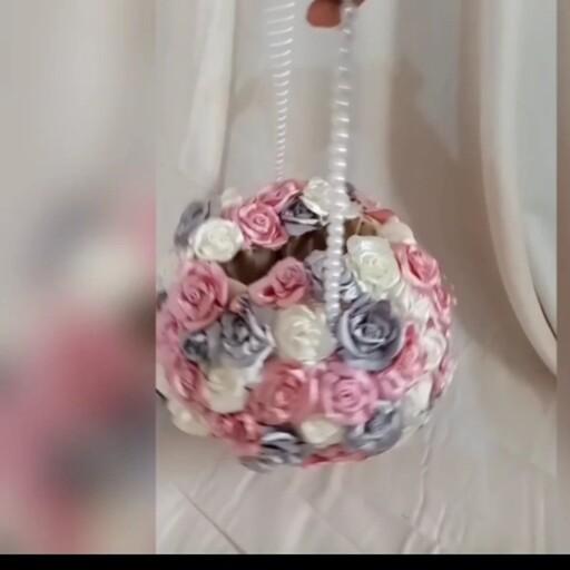 کیف هدیه عروس و توپک گل برای چیدمان منزل