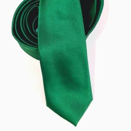 کراوات مردانه ساده رنگ سبز  چمنی جنس با کیفیت و خوش دوخت 