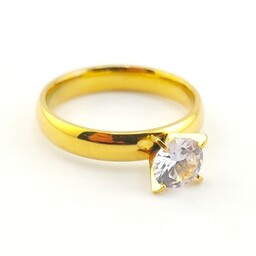 انگشتر استیل زنانه مدل حلقه الماسی رنگ طلایی براق ثابت