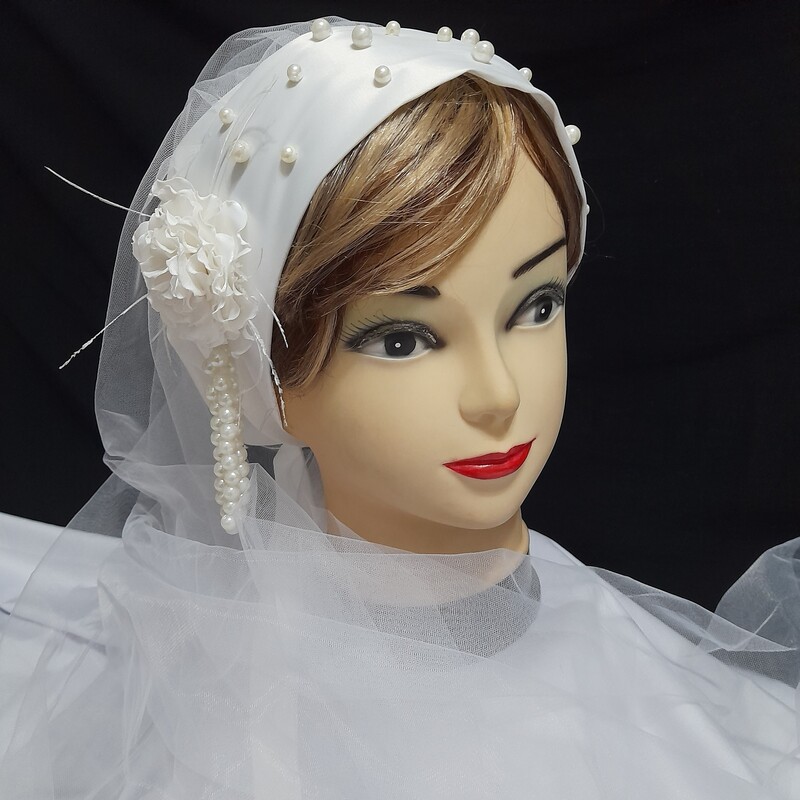 توربان مجلسی عروس ساتن  تزئین شده با گل ومروارید
