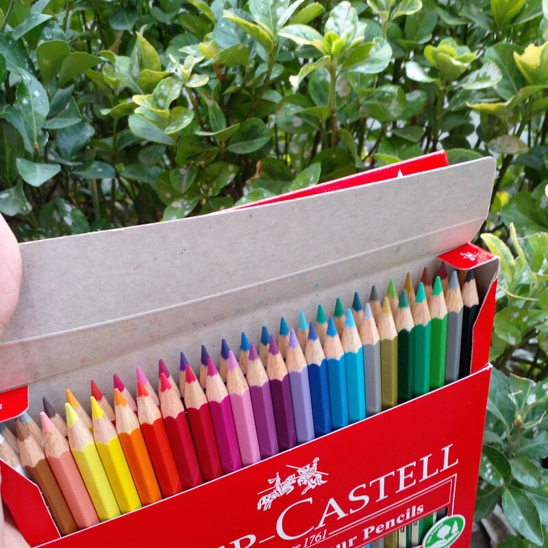مداد رنگی 48 رنگ فابر کاستل اصل اندونزی جعبه کاملا سالم