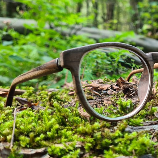 عینک چوبی دست ساز  SP Wood مدل رنگین کمان با چوب گردو و شیشه طبی، اسپرت(مردانه و زنانه)