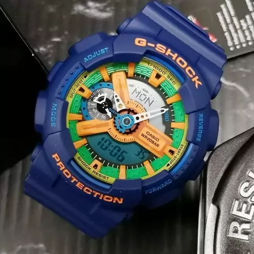 ساعت  مچی جی شاک GA110 سرمه ای سبز  (جیشاک GShock) ، صد در صد ضدآب ، تنظیم اتوماتیک با پایتخت کشورها ، اتولایت دار