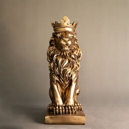 مجسمه دکوری شیر سلطان طلایی رنگ جنس پلی استری