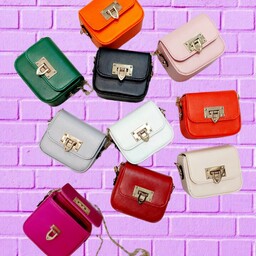 مینی بگ ،کیف کوچک ، در تنوع رنگی بالا ، کیف دخترانه، استایل ، کیف کیوت و فانتزی سفید و مشکی و رنگبندی های دیگر