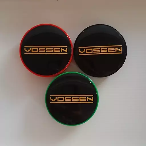 کاپ رینگ و آ رم چرخ ماشین طرح VOSSEN مشکی نوشته  طلایی مناسب تمام رینگهای اسپرت با سایز 030 ( پژو .پراید. ال نود و...)