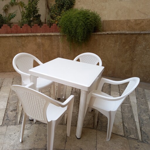 میز و صندلی پلاستیکی - مخصوص فضای باز - حیاط - تراس - بالکن-روف - دکور- ارسال رایگان به کل ایران