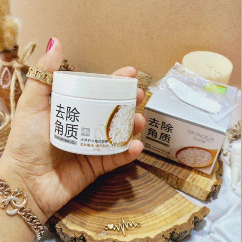 اسکراب برنج لایه بردار قوی و روشن کننده بیوآکوا BIOAQUA محصولات پوست شهرزاد 