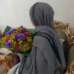 شال نخی پیچازی چاپی مشکی سفید مشکی طلایی خنک و سبک