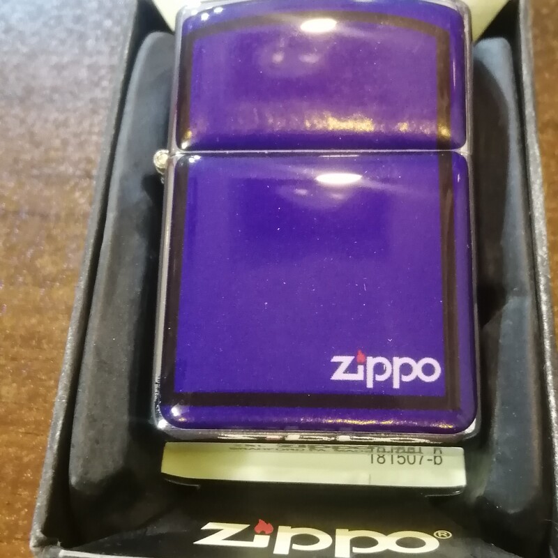 فندک بنزینی زیپو در سه رنگ مناسب کادو دادن
