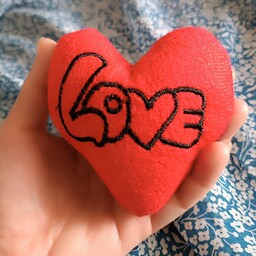 قلب پولیشی قرمز لاو سایز کوچک  مناسب برای باکس کادویی تولد وولنتاین 