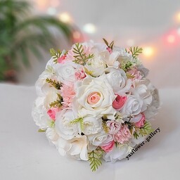 دسته گل عروس (مصنوعی) رنگ ملیح و زیبا