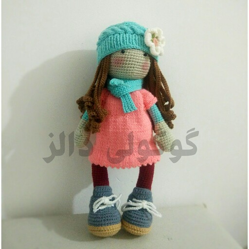 عروسک بافتنی دختر  رنگارنگ. کد 1  .رنگبندی مختلف دارد.قد 31 سانت. وزن 230 گرم