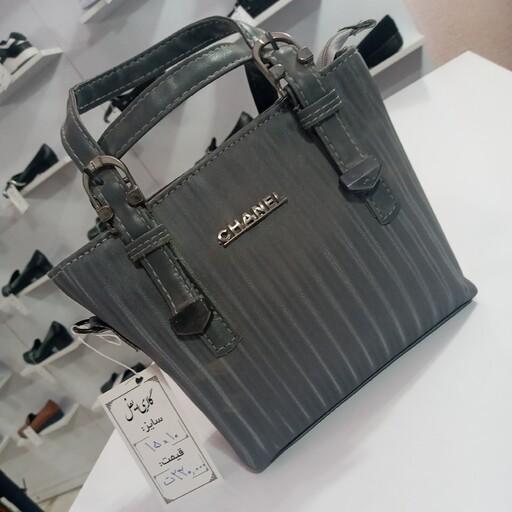 کیف دستی کوچک مدل Chanel رنگ طوسی شیک و زیبا