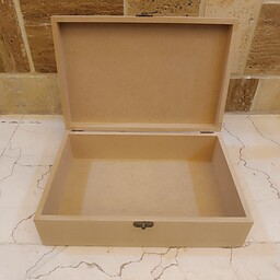 جعبه چوبی  درب دار ساده خام  مناسب نظم دهی به وسایل هنری و خیاطی و آشپزخانه رنگاچوب