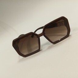 عینک زنانه UV400  سایز متوسط رنگ قهوه ای 