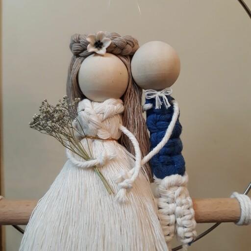 عروسک مکرومه روی حلقه ست عروس و داماد