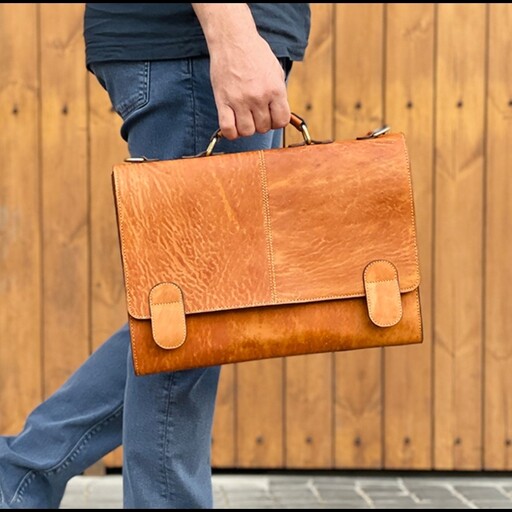 کیف مهندسی مردانه چرم طبیعی و کاملا دست دوز  با بند دستی و دوشی 