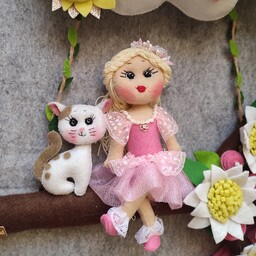 رودری گلابتون و گربه ملوس با رنگ بندی زیبا و گل های چشم نواز