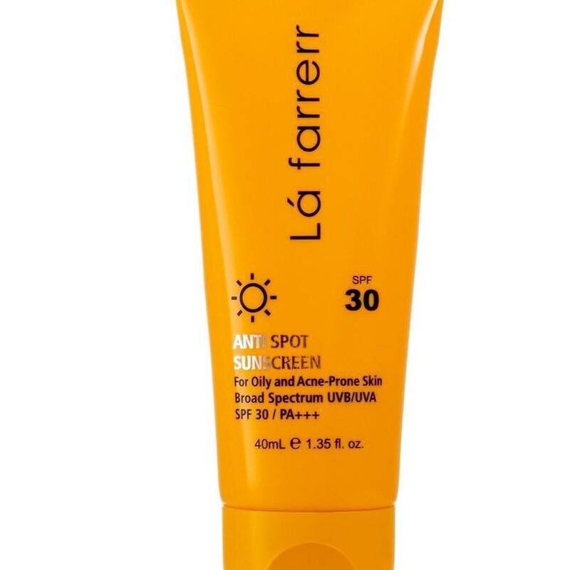 لافارر  ضد آفتاب و ضد لک بی رنگ لافارر مخصوص پوست های چرب و مستعد آکنه. spf 30