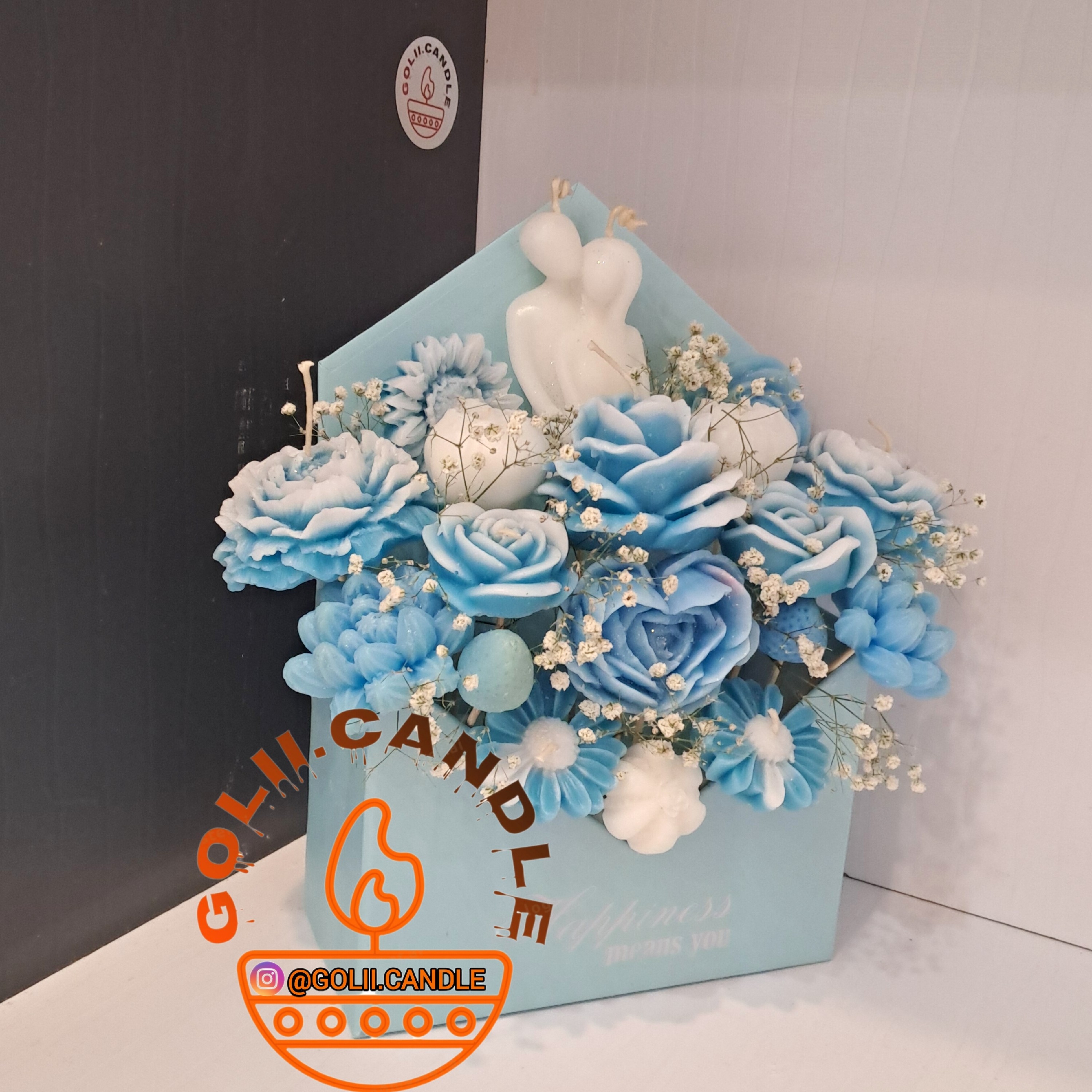 باکس گل شمعی جاودان مدل پاکت نامه رنگ آبی (پس کرایه)