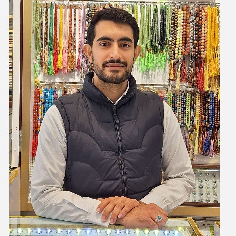 معین بیجاری