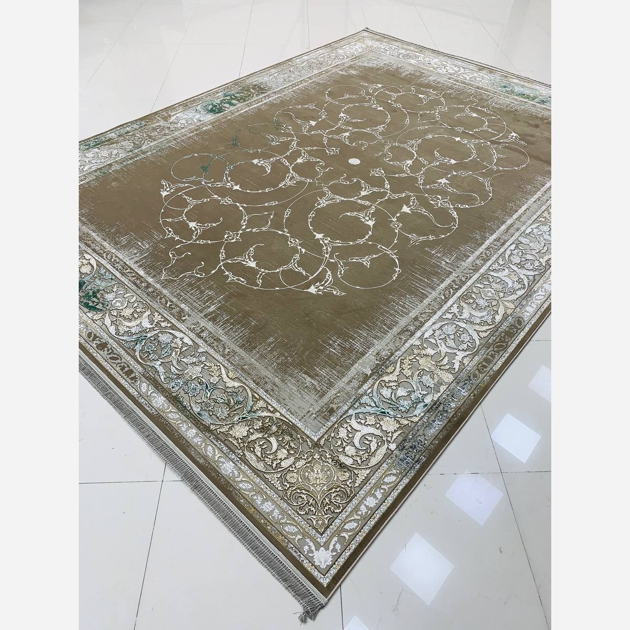فرش کاشان، 1200شانه آکریلیک تراکم 3600،روناک نسکافه ای،قالی گلبرجسته 9 متری 