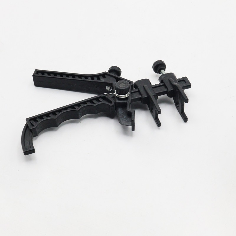 آچار همتراز مدل YP-PELASTIKI-24CM