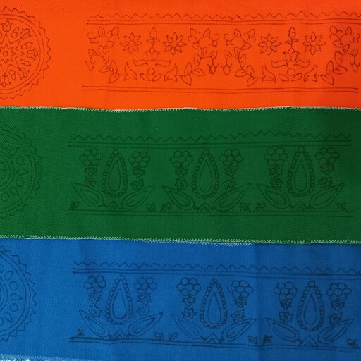 پته خام مفرشو، 4 عددی، رنگهای،سبز، آبی، قرمز، به همراه 8 رنگ نخ سنتی خارجی